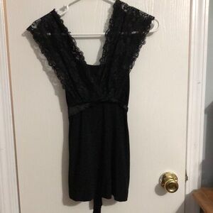 Elegant Black Lace Top Sleepwear